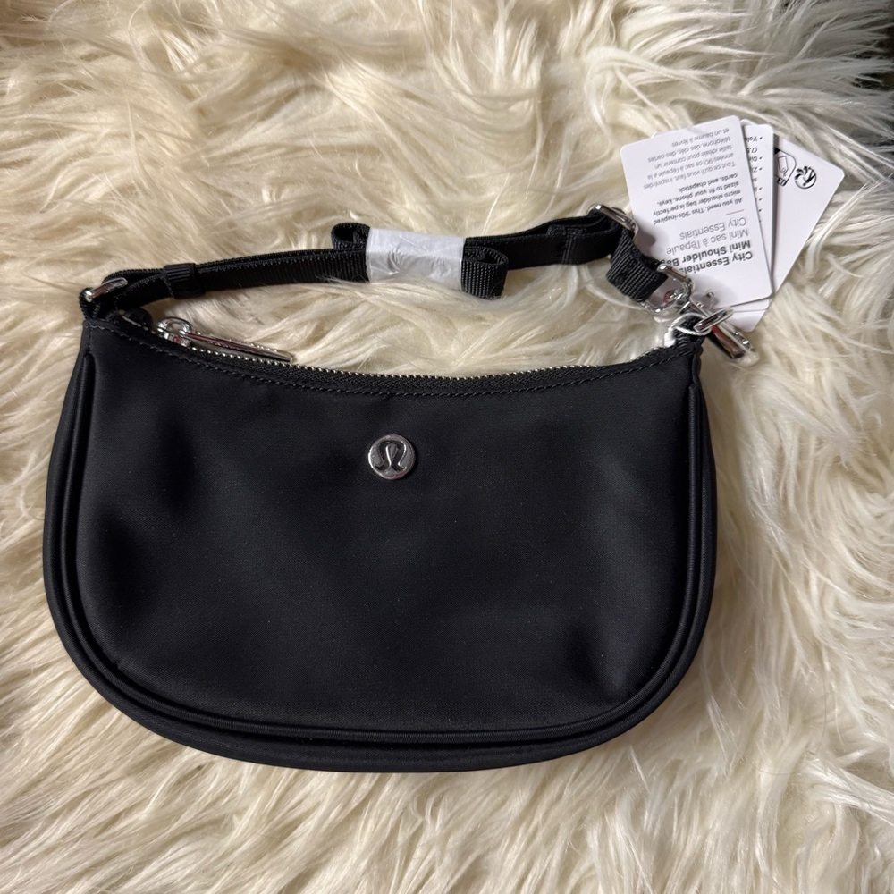Lululemon City Essentials Mini Shoulder Bag black